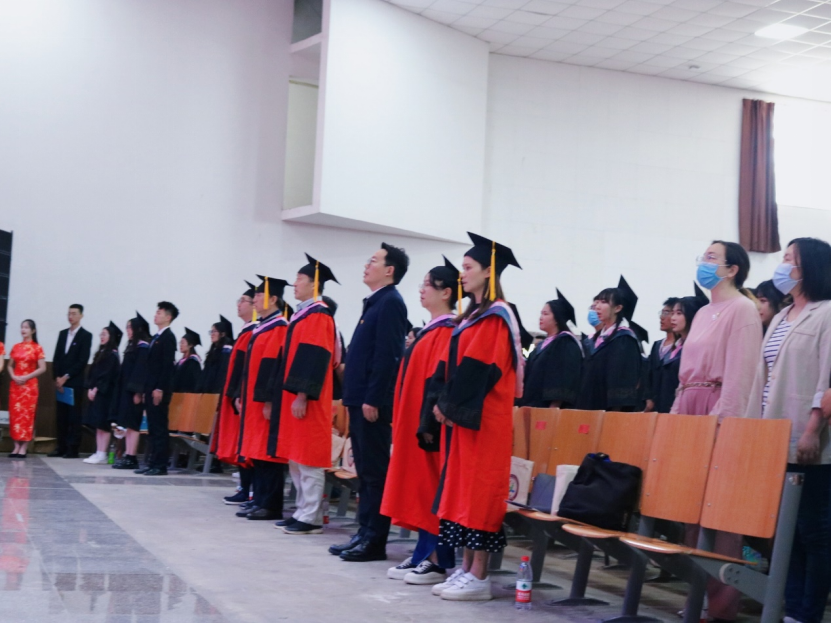 f233b8492505b30cadab4e433234eaae