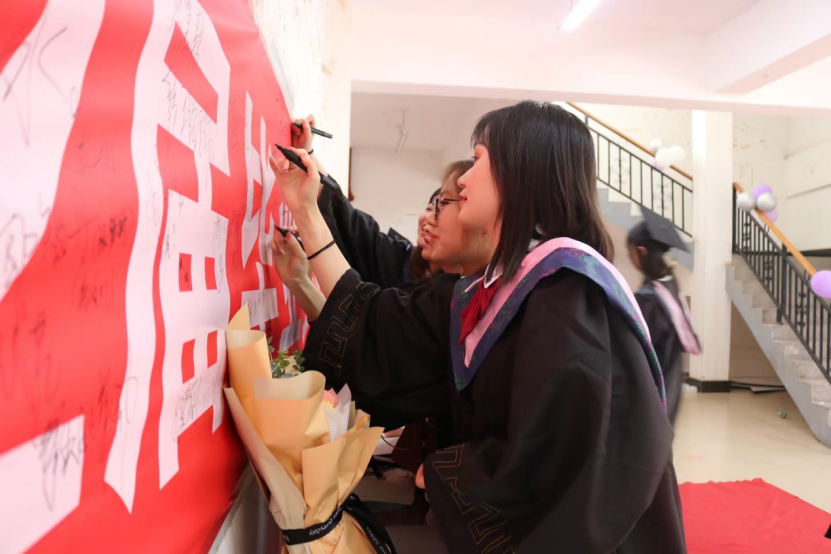 3d47cdda359fb889c6f5543281614eac