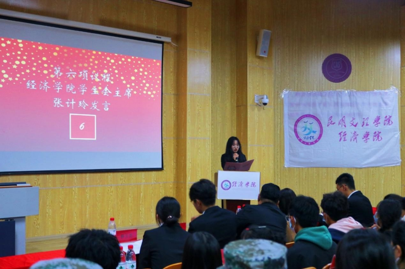 c682c3f88e81a1a3f3cc2e0192f3a165