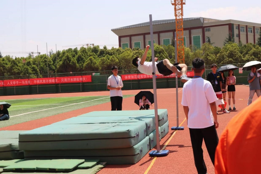 ab7c0e6a0d558a9b626e1823cddc720d