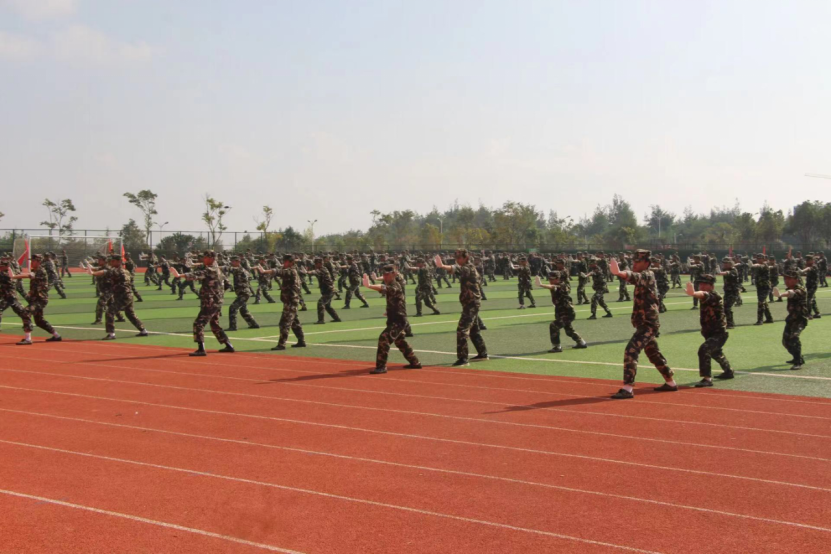 ce758da95541893065e9dda47295e402