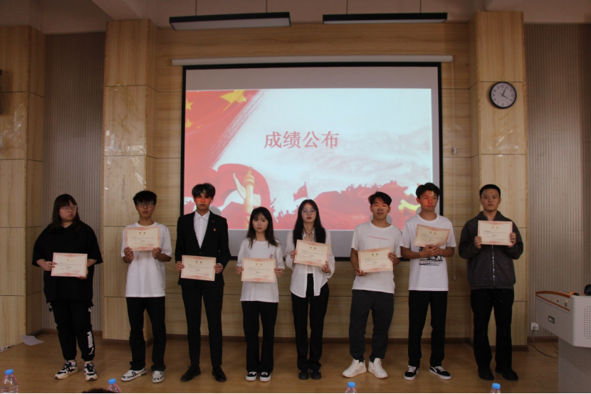 f5287033d82619b6595038d97575f9f9