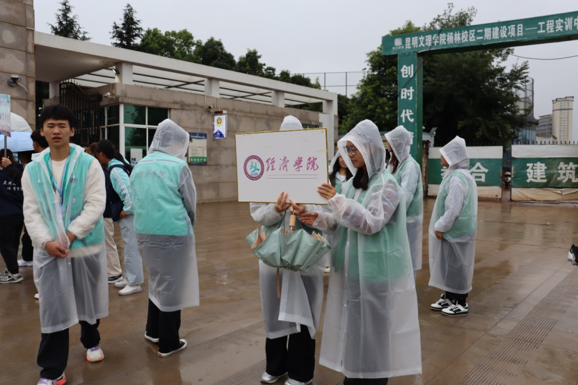 9a3f7d3724704195990c19279deaec70