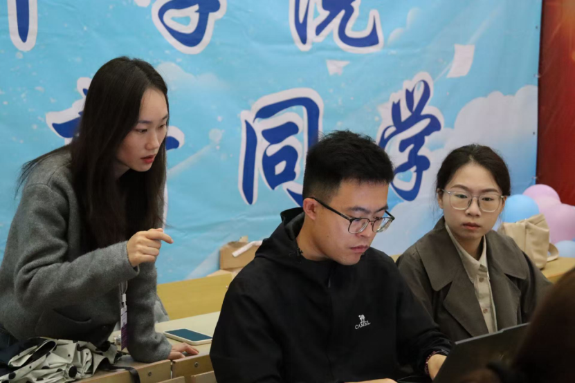 ae2282643b51dd618fed1d4eac0e29ab