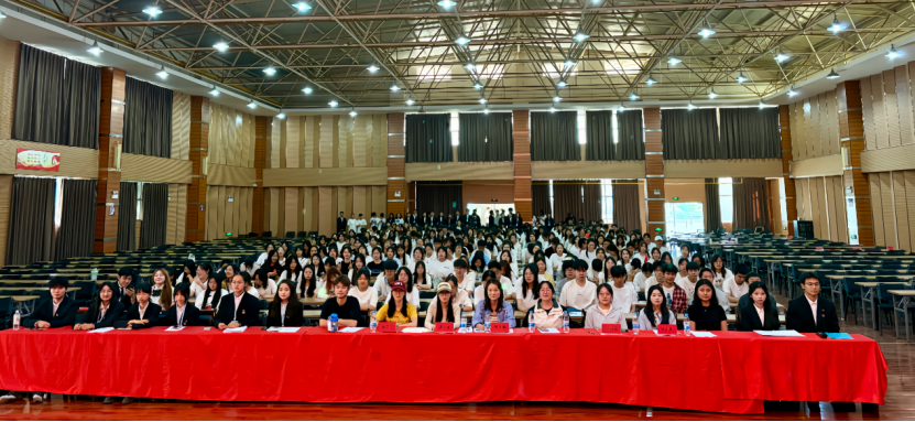 adeb28c8a8634d7864bf06ec06529904