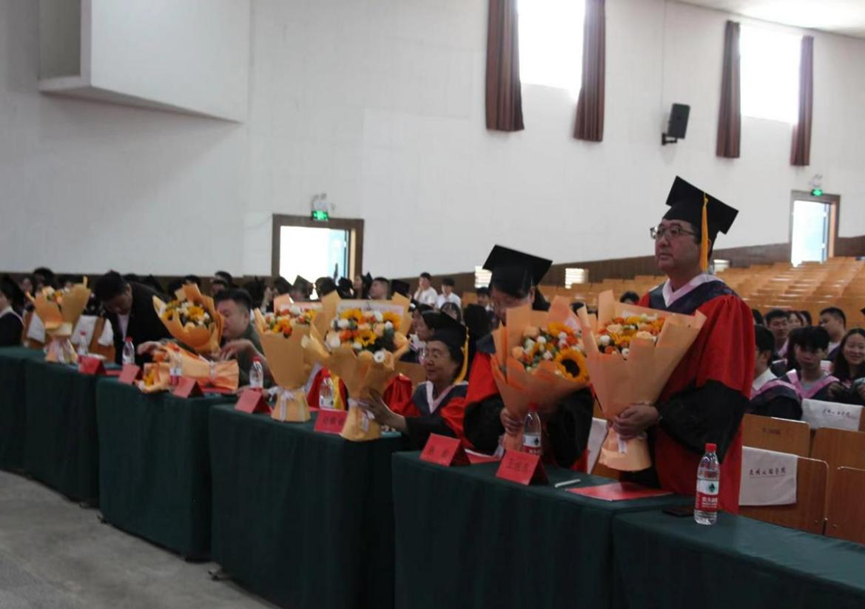 4b952d69828d868238bc332073130a16